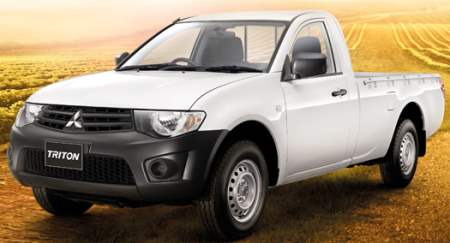 TRITON SINGLE CAB 2.5 GL สีขาว